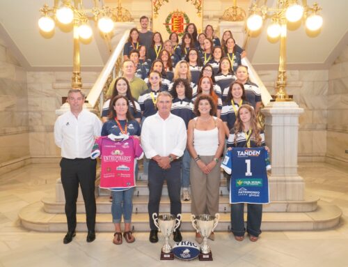 El Ayuntamiento de Valladolid recibe al VRAC femenino y a las Wonder VRAC tras sus títulos